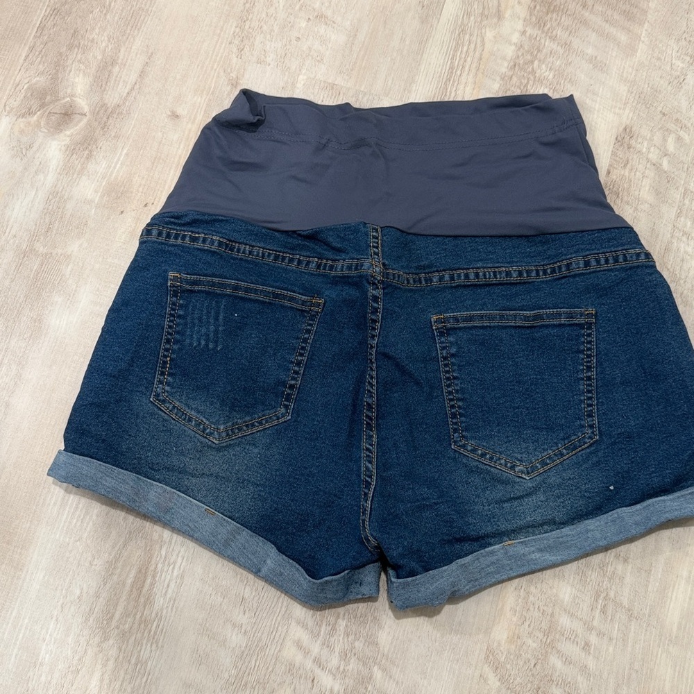 Blue Denim Maternity Shorts - Picture 5 of 6